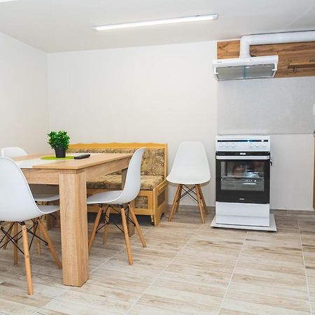 Апартамент Самоводската Чаршия Veliko Tărnovo Exteriör bild